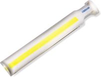 Visuel de la loupe réglette Carson MagniRead vue de face, montrant son corps acrylique transparent, sa bande centrale surlignée jaune et la marque Carson inscrite sur la poignée.
